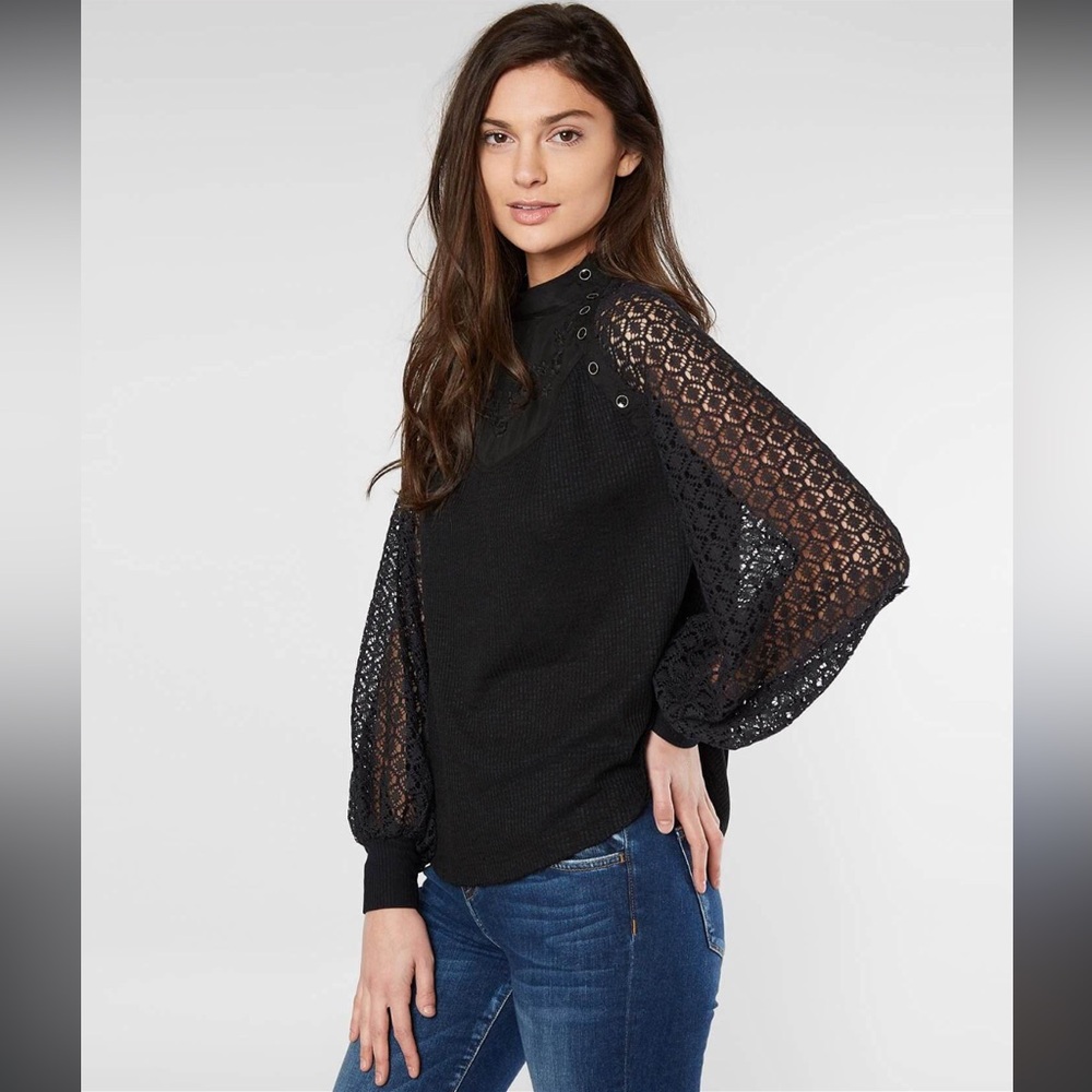 Free People Blouse Women S / P Black Sweetest Thing Top Embroidered Lace Thermal